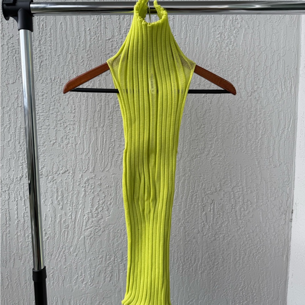 A. ROEGE HOVE
Green Katrine High Neck Sleeveless Top